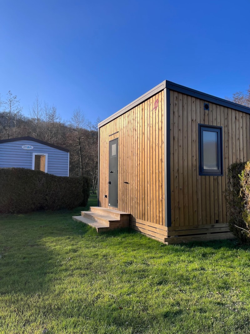 Premium-Stellplatz private Sanitäranlagen - Strom 13 Ampere