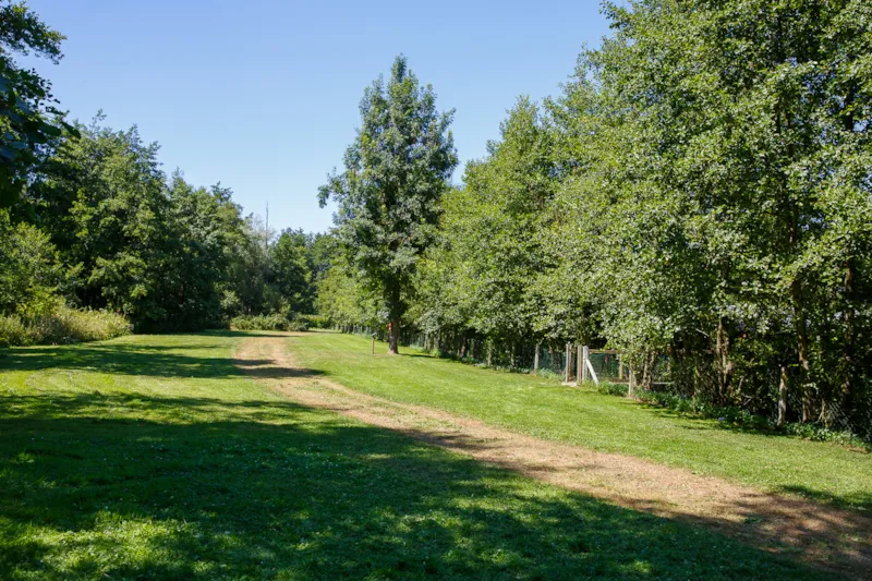 Emplacement Nature Pour Tentes (Sans Électricité)