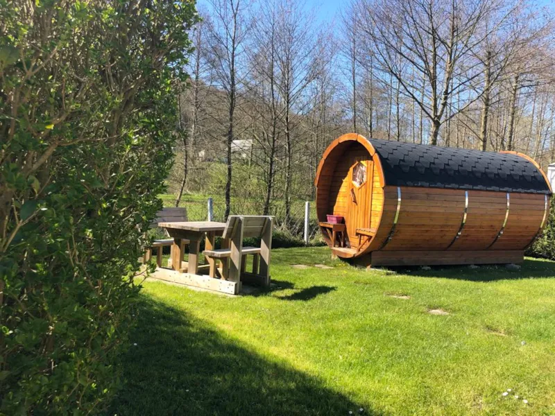Tonneau Ou Roulotte - Insolite Nature - 1 Chambre - Sans Sanitaires, Sans Tv