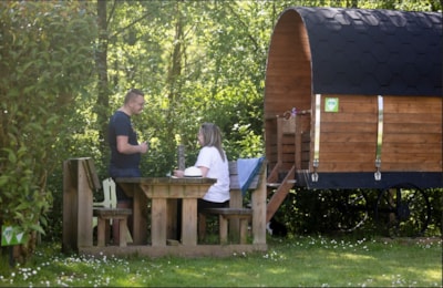 Barrel hut or trailer - UNUSUAL NATURE - 1 Bedroom - without bathroom, without TV