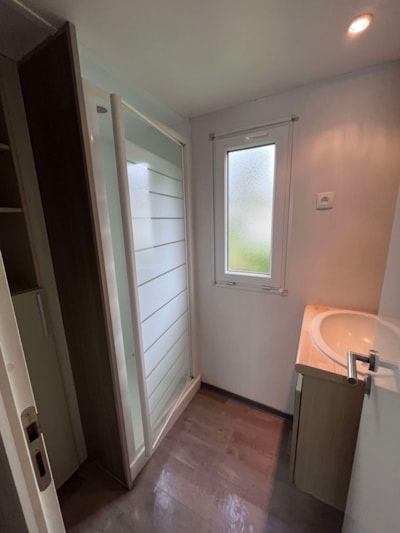 Mobile-Home - COMFORT - 1 Bedroom - TV - Semi-covered terrace