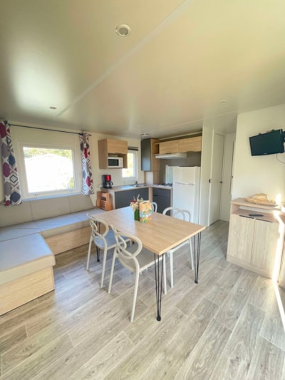 Mobile-Home - PRIVILEGE - 3 Bedrooms - TV - with semi-covered terrace (Wednesday: July/August)