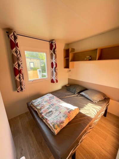 Mobile-Home - PRIVILEGE - 3 Bedrooms - TV - with semi-covered terrace (Wednesday: July/August)