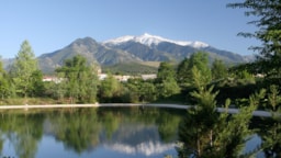 Camping Les Portes du Canigou - image n°1 - Roulottes