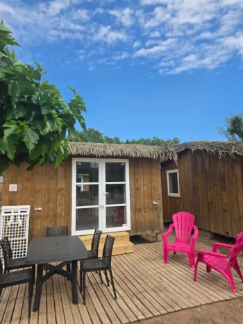 Mietunterkunft - Cabane Paillote - Camping La Plage de L'Orb