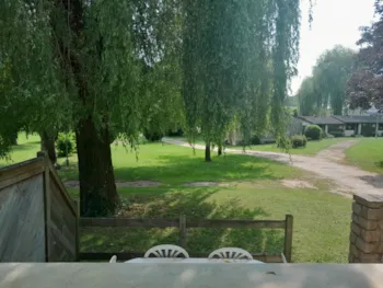 Mietunterkunft - Komfort-Cottage 35 M² – 1 Schlafzimmer + Terrasse + Tv - - Flower Camping du Gévaudan 