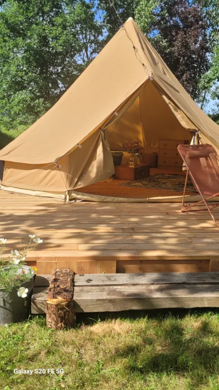 Accommodation - Glamping Tent Under The Stars - Camping Le Sorbier