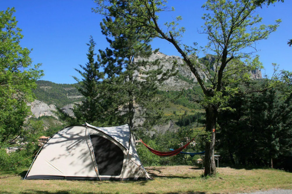 Natuurpakket (1 tent, caravan of camper / 1 auto)