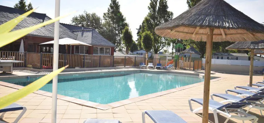 -- DOMAINE MON CALME --   Camping & Appart Hôtel