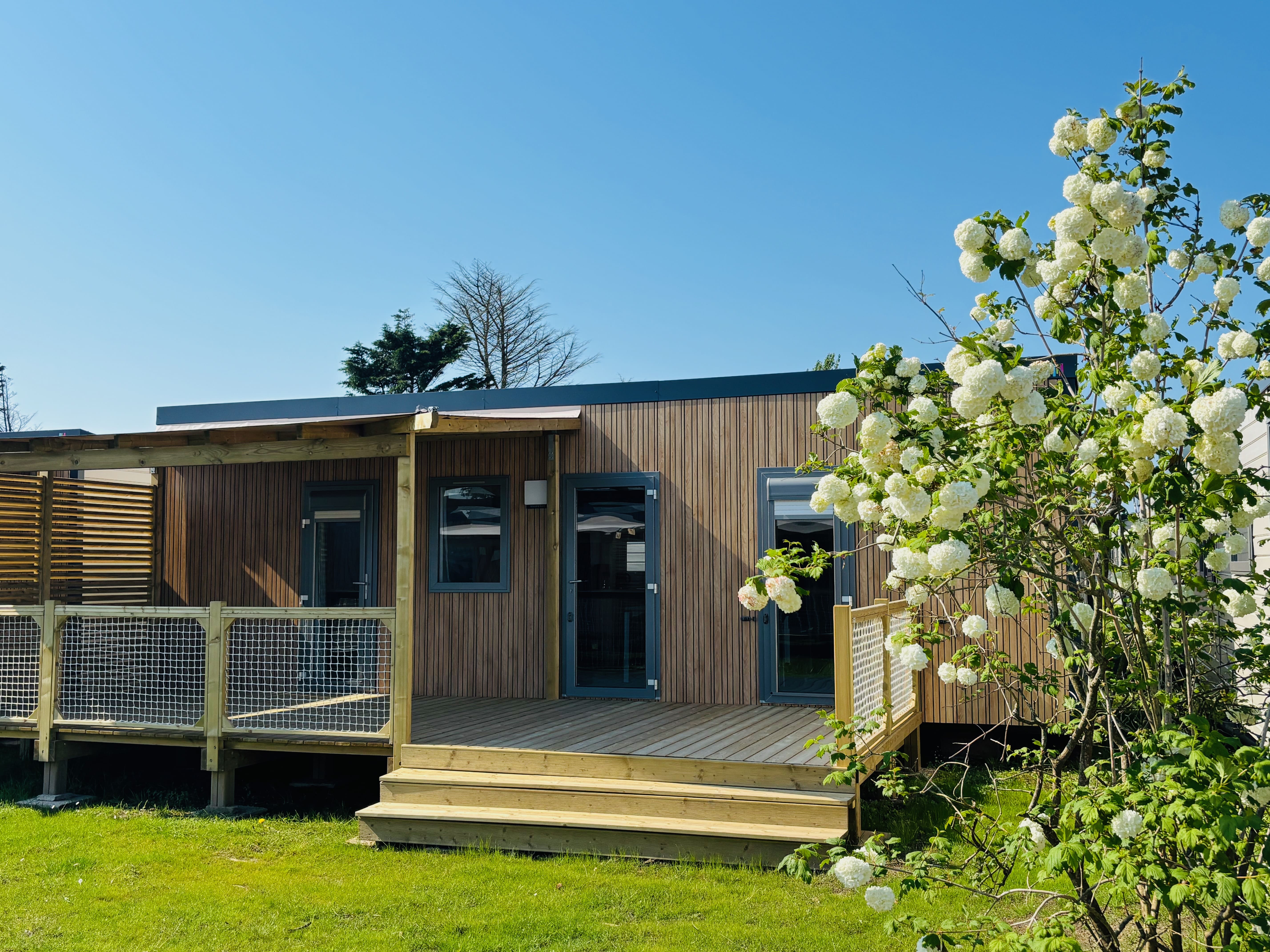 Cottage OLYMPE 35 m² - 2 Bedrooms - 2 Bathrooms - 2 WC-High-end Equipment + XXL terrace covered