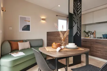 Location - Cottage Majestic Suite 20 M² - 1 Chbres - 1Sdb Avec Wc -Equipement Haut De Gamme + Terrasse Couverte - -- DOMAINE MON CALME --   Camping & Appart Hôtel