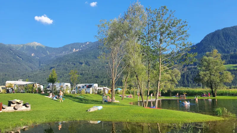 Emplacement Caravane Ou Camping-Car