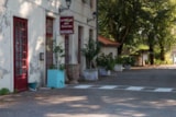Foto #2 van Camping Ushuaïa Villages Le Village Des Sources