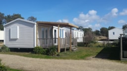 Accommodation - Mobile-Home Confort  2 Bedrooms   ----  Half-Covered Terrace- 3 Motorbike Included In The Price - Camping Le Soleil d'Or