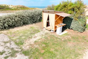 Stellplatz - Stellplatz 100 M2 Mit Eigener Sanitäranlage - Camping Le Soleil d'Or