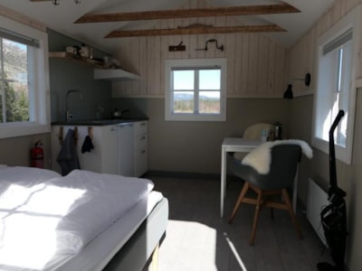 4. Snekkerbod without toilet blocks