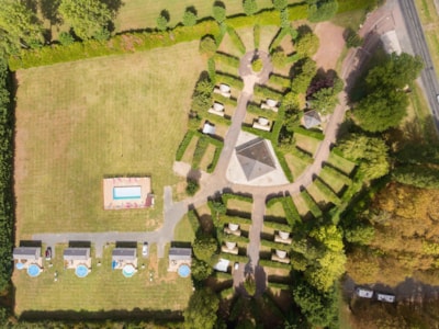 Pitch + 1 car + tent , caravan or camping-car + electricity