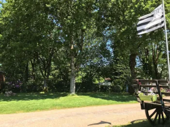 Kampeerplaats(en) - Standplaats Camper - Domaine Du Scorff