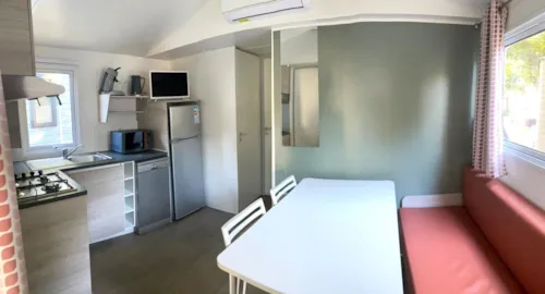 Location - Les Conforts - Mobilehome 4 Personnes 2 Chambres Dim/Dim * - image n°2 - Camping Paradis Family des Issoux