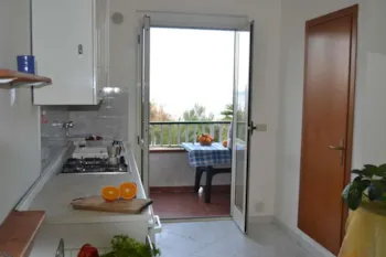 Mietunterkunft - Bungalow Zwei Räume - Camping Village Baia San Nicola