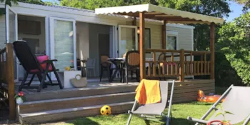 Mietunterkunft - Mobilheim Privilège 2 Schlafzimmer + Tv  + Überdachte Terrasse - Clico Chic - Camping Les Cabanes d'Oléron
