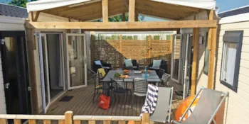Mietunterkunft - Mobilheim Archipel 6 Schlafzimmer + Tv + Überdachte Terrasse - Clico Chic - Camping Les Cabanes d'Oléron