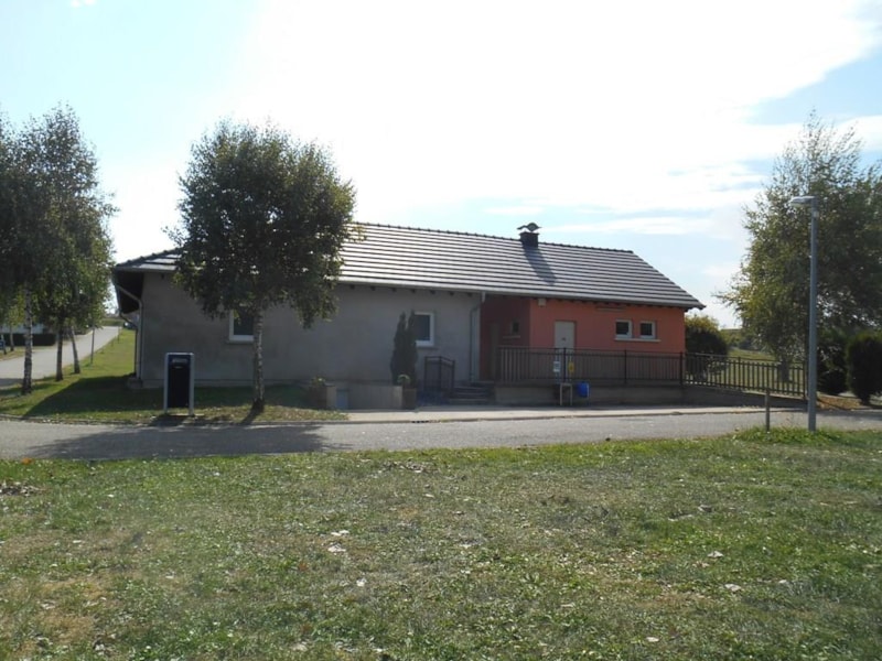 Solo Package Pitch + Motor home or (car + tent or caravan) without electricity