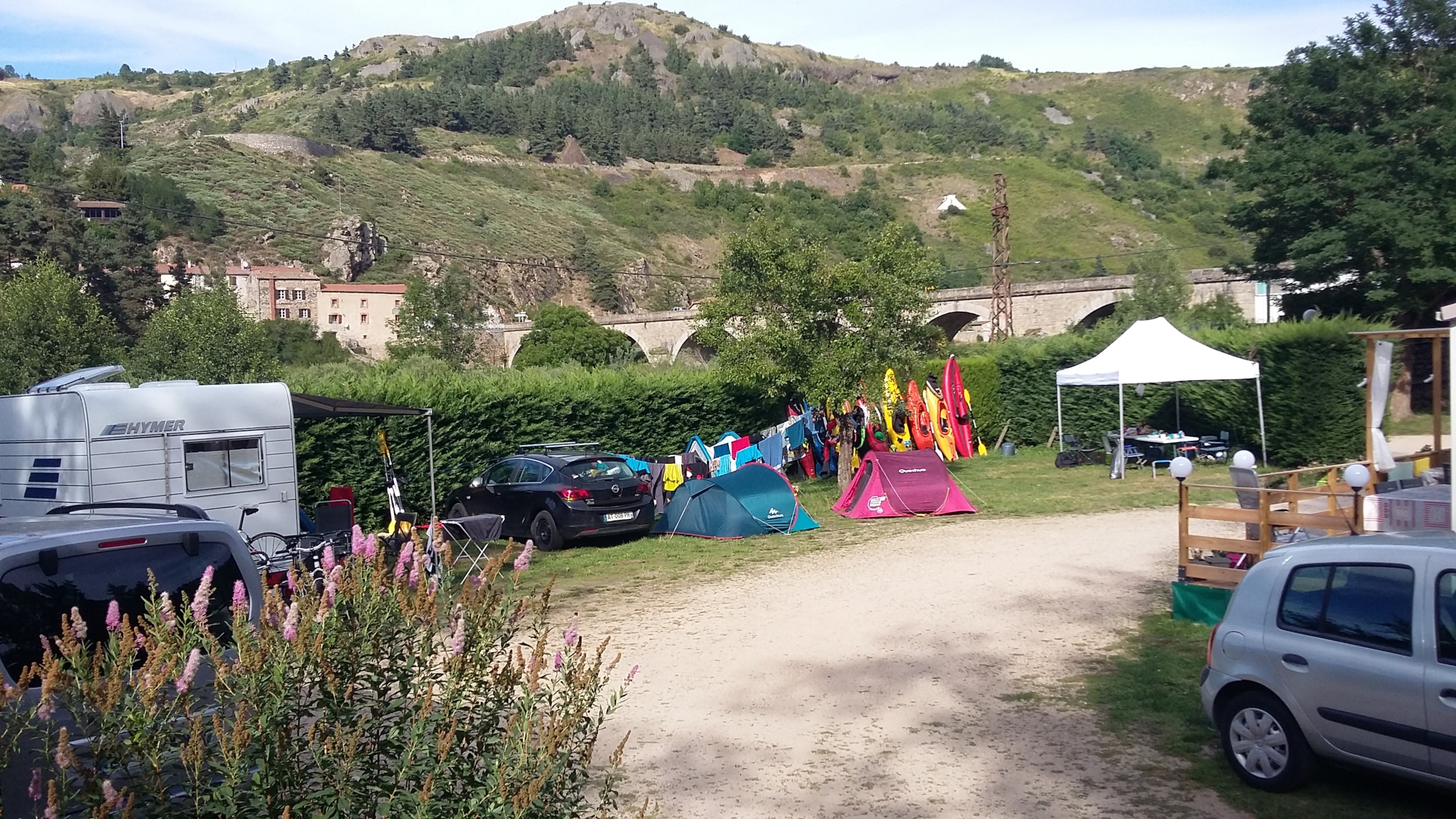 Camping Les Eaux Vives — Photo 2