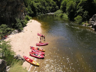 Camping Les Eaux Vives