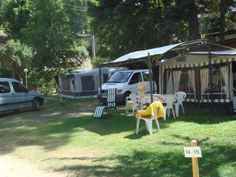 Camping Les Eaux Vives