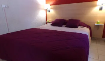 Location - Gîte 3 Pièces - Accueil Lit Bébé Impossible - VVF Montagnac