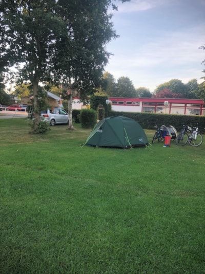 Tent Pitch TG 02 - Tents only — 1