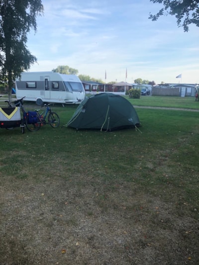 Tent Pitch TG 02 - Tents only — 3