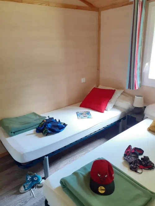 Mietunterkunft - Chalet Détente 2 Schlafzimmer - image n°5 - Camping Municipal Justin