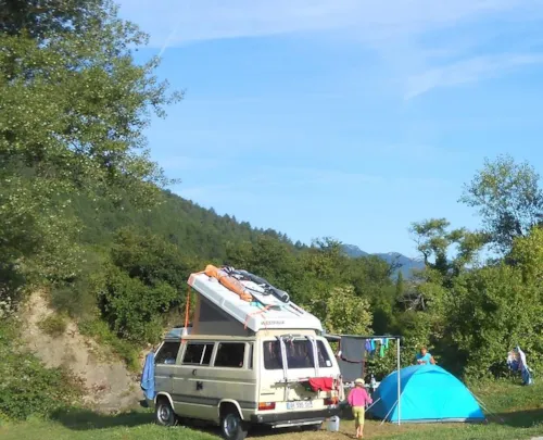 Pitch - Pitch With Electricity - image n°3 - Camping Municipal Justin