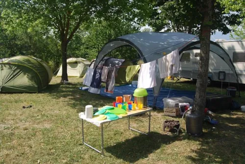 Pitch - Pitch With Electricity - image n°7 - Camping Municipal Justin