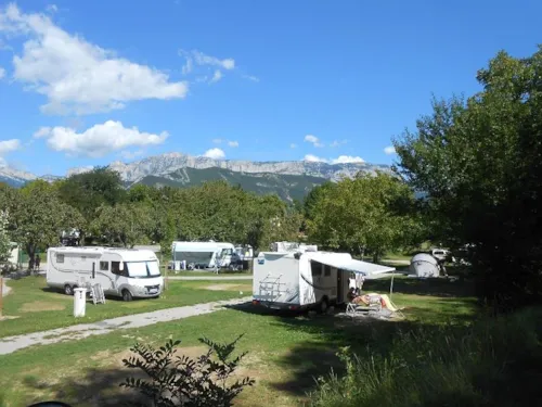 Emplacement - Emplacement Sans Électricité - image n°7 - Camping Municipal Justin