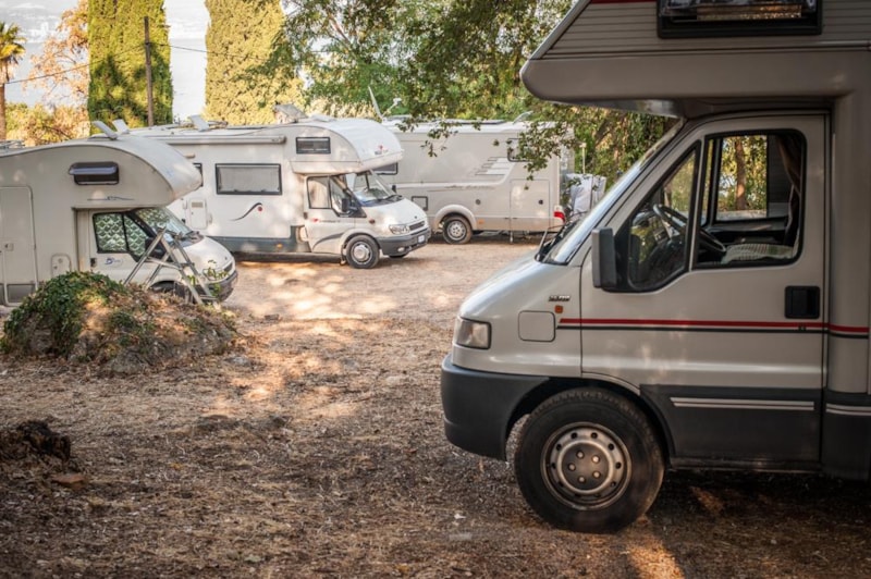 Camper/caravan lot