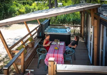 Location - Mobil Home Lourmarin Avec Jacuzzi - 32M² - 2 Chambres - Campasun Camping de l’Etang de La Bonde