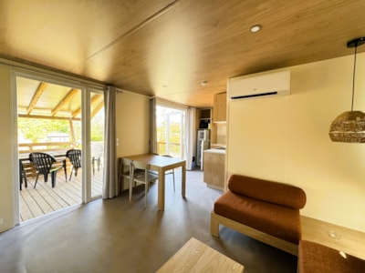 Mobil Home Lourmarin with Jacuzzi - 32m² - 2 bedrooms