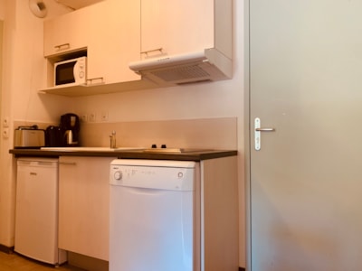 2-Bedroom Apartment — 9