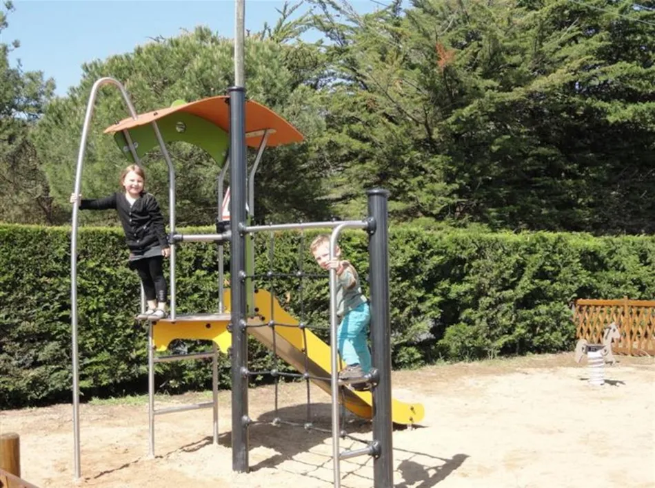 Camping Le Petit Bois