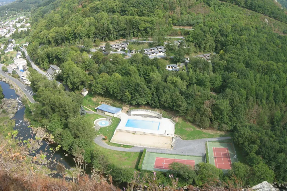 Village Vacances Camboussel - image n°2 - Camping Direct