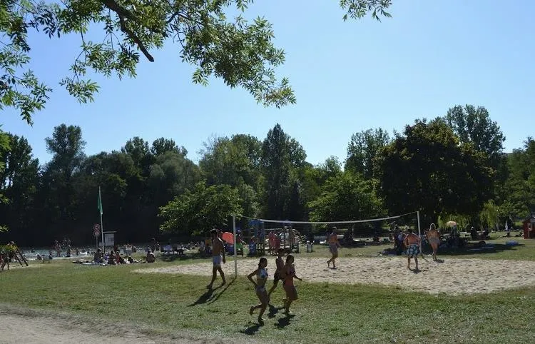 Camping Paradis Aubeterre sur Dronne