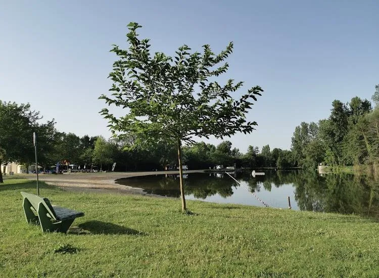 Camping Paradis Aubeterre sur Dronne