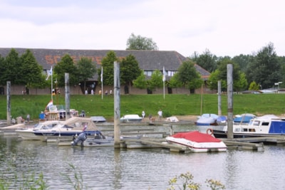 Recreatiepark en Jachthaven De Scherpenhof