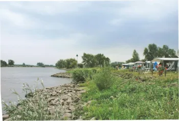 Recreatiepark en Jachthaven De Scherpenhof - Ucamping