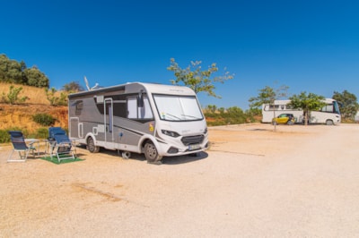 Motorhome pitch of 8 to 10 meters — 1