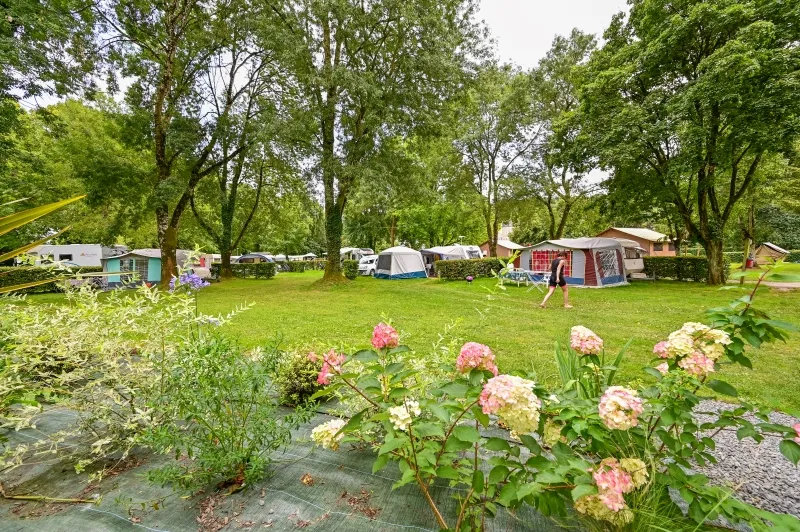Camping Les Rives de l'Oust - image n°6 - Camping Direct