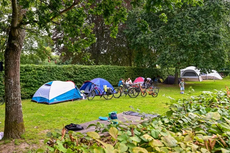 Camping Les Rives de l'Oust